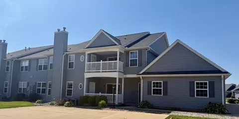 3030 Stillwater Lndg #102, Urbana, IL 61802