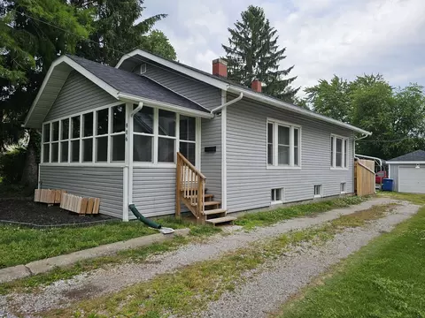 806 N 12th St, Mount Vernon, IL 62864