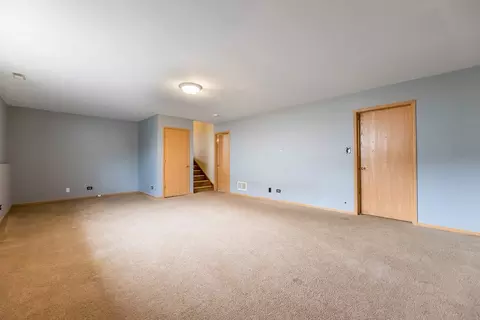 Living - 3314 Willow Ln, Markham, IL 60428 photo 3 of 3