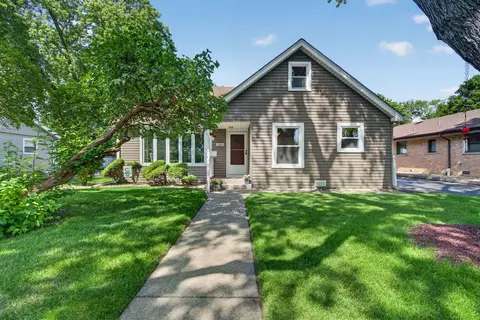 11006 Oxford Ave, Chicago Ridge, IL 60415