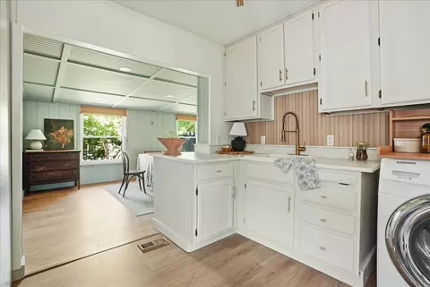 Kitchen - 920 N Fell Ave, Normal, IL 61761 photo 4 of 4