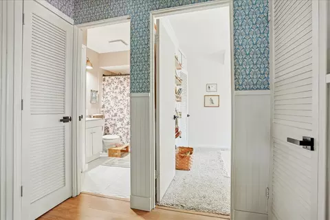 Entry Way - 920 N Fell Ave, Normal, IL 61761 photo 2 of 3