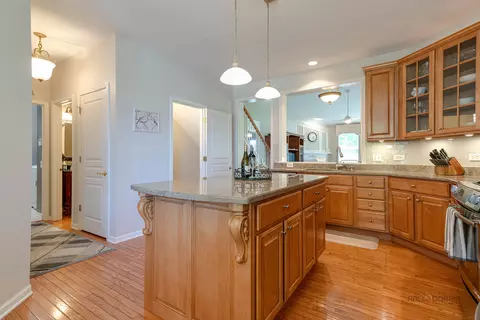 Kitchen - 2 Tiverton Ct, Algonquin, IL 60102 photo 3 of 3