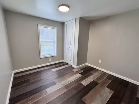 Bedroom - 4372 Cartter Rd, Kell, IL 62853 photo 3 of 4