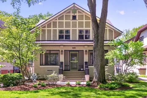 130 Gale Ave, River Forest, IL 60305