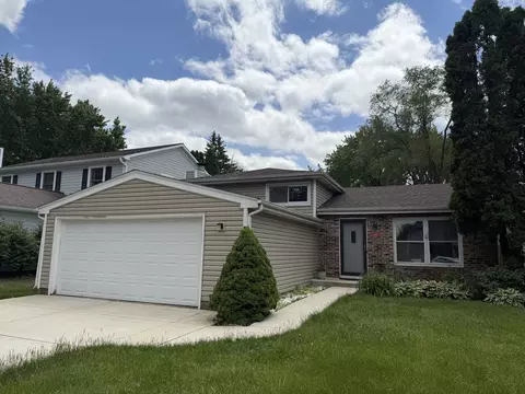 1500 Pershing Ave, Wheaton, IL 60189