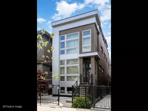 2125 W Erie St, Chicago, IL 60612