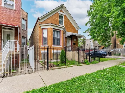 1140 N Ridgeway Ave, Chicago, IL 60651