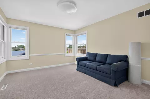 Bedroom - 9682 Reding Cir, Des Plaines, IL 60016 photo 6 of 6