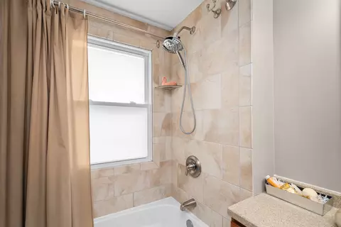 Bath - 224 E James St, Walcott, IA 52773 photo 4 of 4