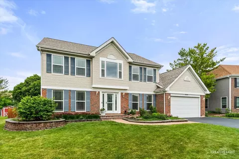 1849 Garfield Ave, Aurora, IL 60506