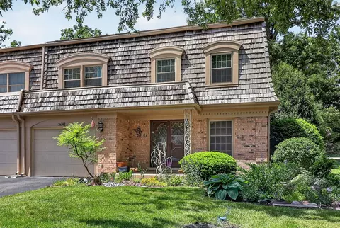 2 S742 Avenue Orleans, Oak Brook, IL 60523