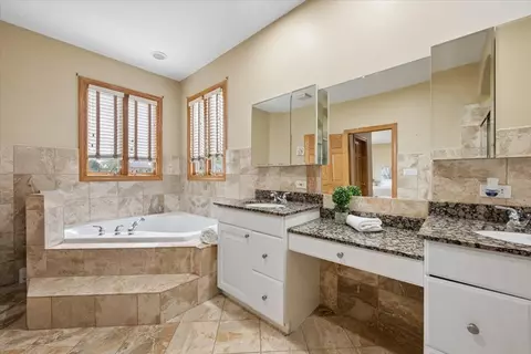 8317 W Ballard Rd, Niles, IL 60714 photo 13