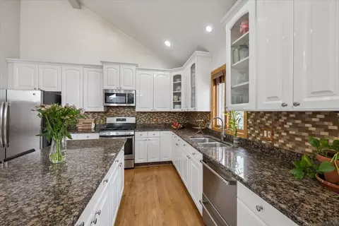 8317 W Ballard Rd, Niles, IL 60714 photo 8