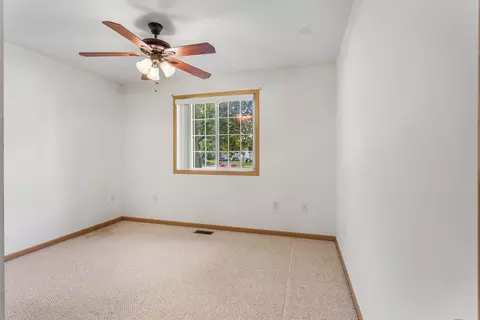 Bedroom - 406 E Beardsley Ave, Champaign, IL 61820 photo 5 of 6
