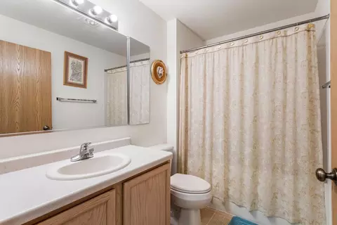 Bath - 406 E Beardsley Ave, Champaign, IL 61820 photo 3 of 3