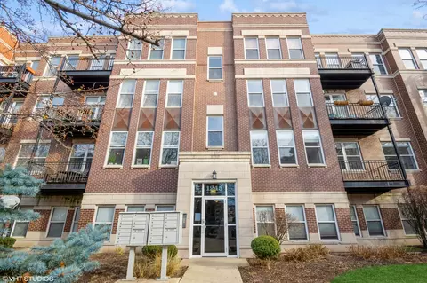 1245 N Orleans St #904, Chicago, IL 60610