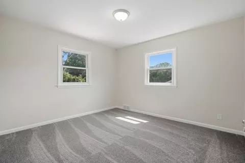 Bedroom - 3215 11th Avenue C Ave, Moline, IL 61265 photo 1 of 6