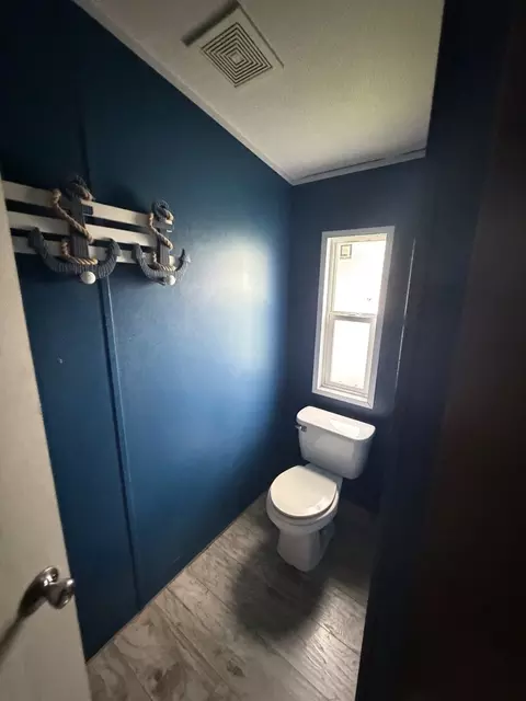 309 W Sylvia Ave, Christopher, IL 62822 photo 28