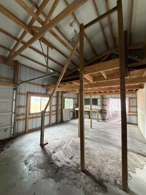 309 W Sylvia Ave, Christopher, IL 62822 photo 9
