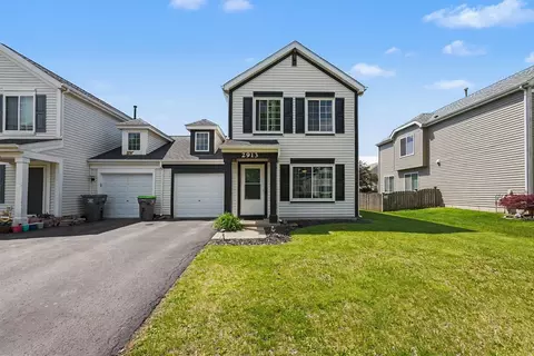 2913 Meadowview Ln, Montgomery, IL 60538