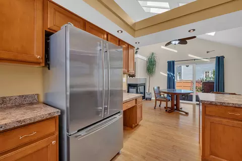 Kitchen - 2501 Red Oak Ct, Plainfield, IL 60586 photo 4 of 4