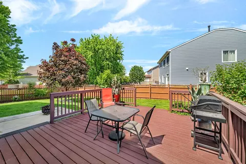 Exterior - 2501 Red Oak Ct, Plainfield, IL 60586 photo 4 of 7