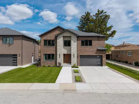 8348 W Farragut St, Norridge, IL 60706