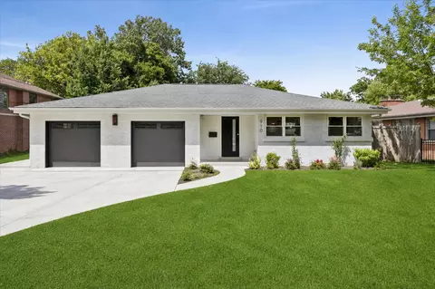 910 Glenview Rd, Glenview, IL 60025