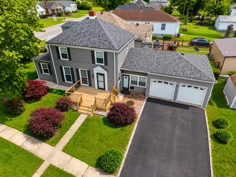 View/Area - 831 E 5th St, Centralia, IL 62801 photo 1 of 3
