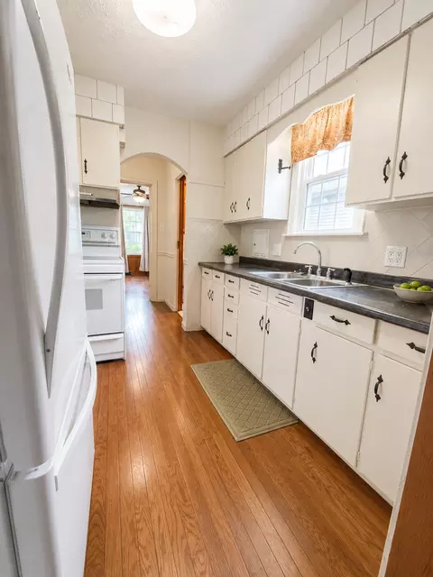 Kitchen - 831 E 5th St, Centralia, IL 62801 photo 1 of 3