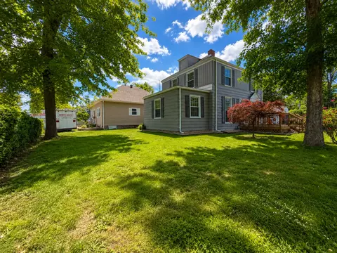 Exterior - 831 E 5th St, Centralia, IL 62801 photo 10 of 18