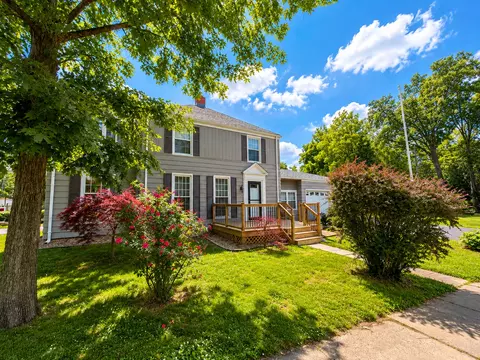 Exterior - 831 E 5th St, Centralia, IL 62801 photo 11 of 18
