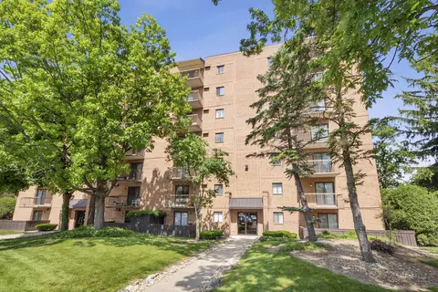 6020 Lake Bluff Dr #502, Tinley Park, IL 60477