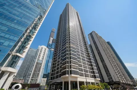 360 E Randolph St #2203, Chicago, IL 60601