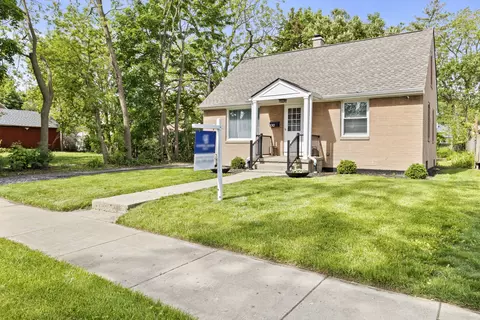 1012 Leith Ave, Waukegan, IL 60085
