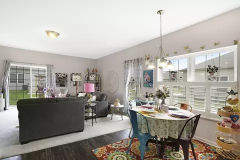 Dining - 904 Baltimore St, Mchenry, IL 60050 photo 1 of 1