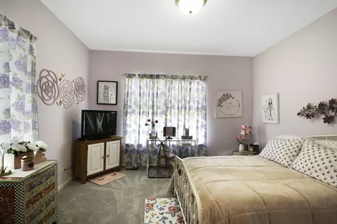 Bedroom - 904 Baltimore St, Mchenry, IL 60050 photo 2 of 2