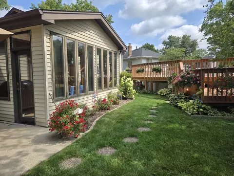 Exterior - 3479 N Edward Dr, Crete, IL 60417 photo 7 of 23