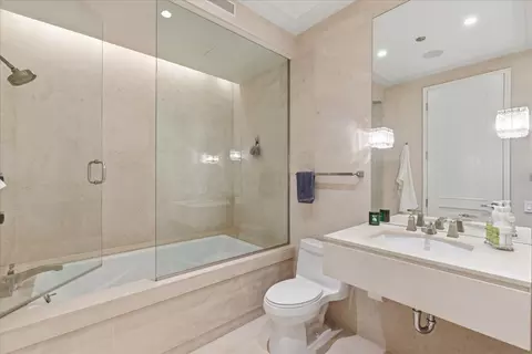 Bath - 159 E Walton Pl #12E, Chicago, IL 60611 photo 1 of 1