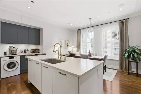 Other - 159 E Walton Pl #12E, Chicago, IL 60611 photo 2 of 4