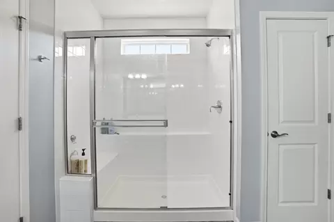 Bath - 15932 S Selfridge Cir, Plainfield, IL 60586 photo 2 of 3