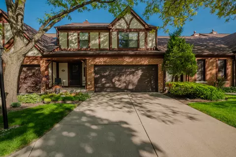 2807 Brighton Ct, Westchester, IL 60154