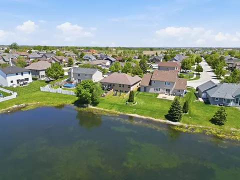 View/Area - 1044 Sycamore St, Beecher, IL 60401 photo 6 of 7