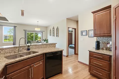 Kitchen - 1044 Sycamore St, Beecher, IL 60401 photo 2 of 3