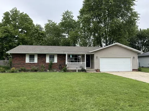 333 Northwood Ln, Salem, IL 62881