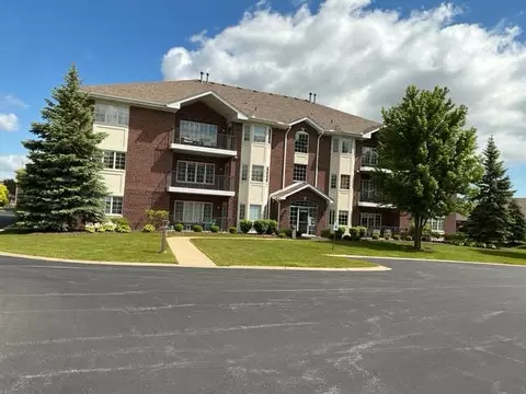 13098 Laurel Glen Ct #301, Palos Heights, IL 60463