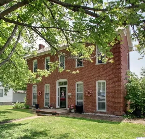 2814 Hampshire St, Quincy, IL 62301