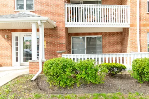 4750 N Elston Ave #102D, Chicago, IL 60630