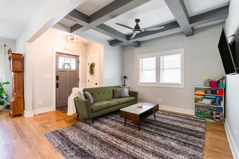 Entry Way - 1931 East Ave, Berwyn, IL 60402 photo 1 of 4